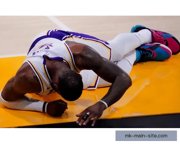 湖人对阵魔术伤情更新 里夫斯出战存疑克勒贝尔缺阵