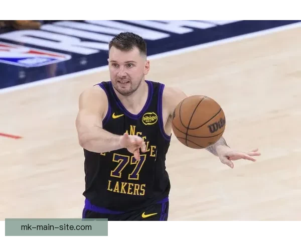 湖人官方发声力挺东契奇冲击MVP四项数据领跑全联盟统治力尽显