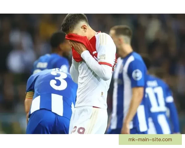 塔帅直言球队禁区防守漏洞明显亟需全面提升